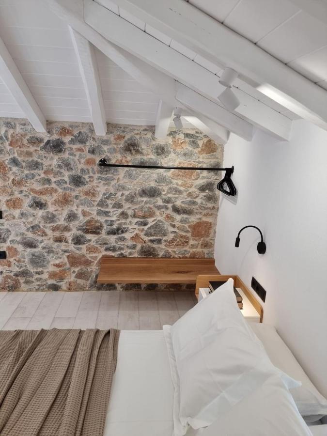 Kolios Stone Build Suite With Private Pool מראה חיצוני תמונה