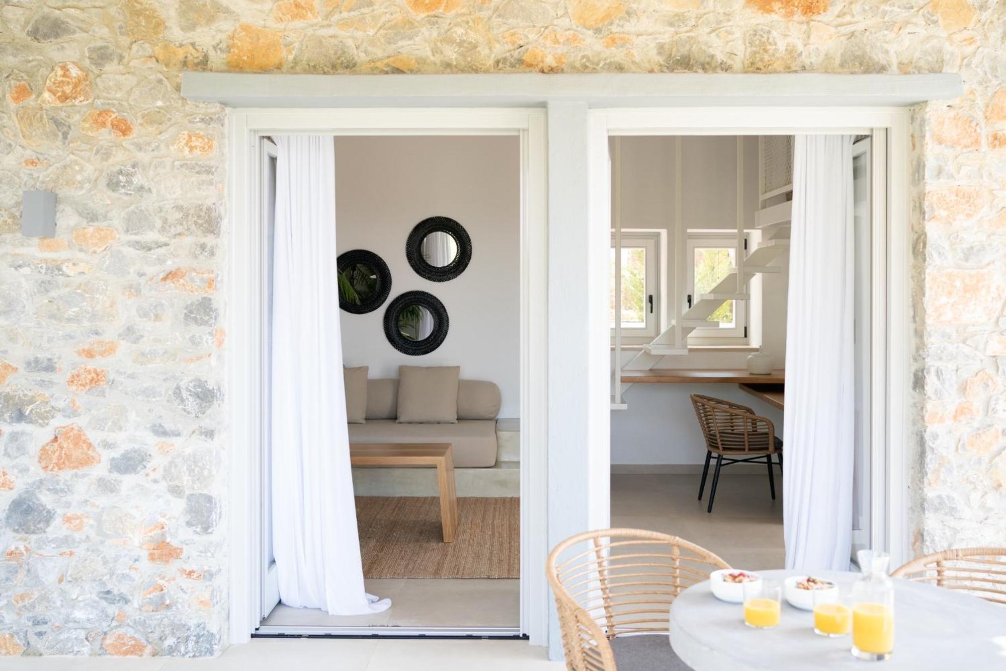 Kolios Stone Build Suite With Private Pool מראה חיצוני תמונה